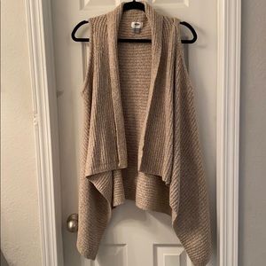 Old Navy Sleeveless Shawl